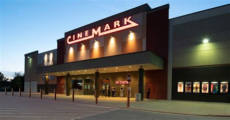 Enjoy recliner seats, we have fast food, Starbucks and a bar onsite. . Cinemark usa